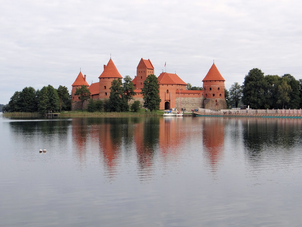 Trakai lithuania desh ke popular destination Hindi me