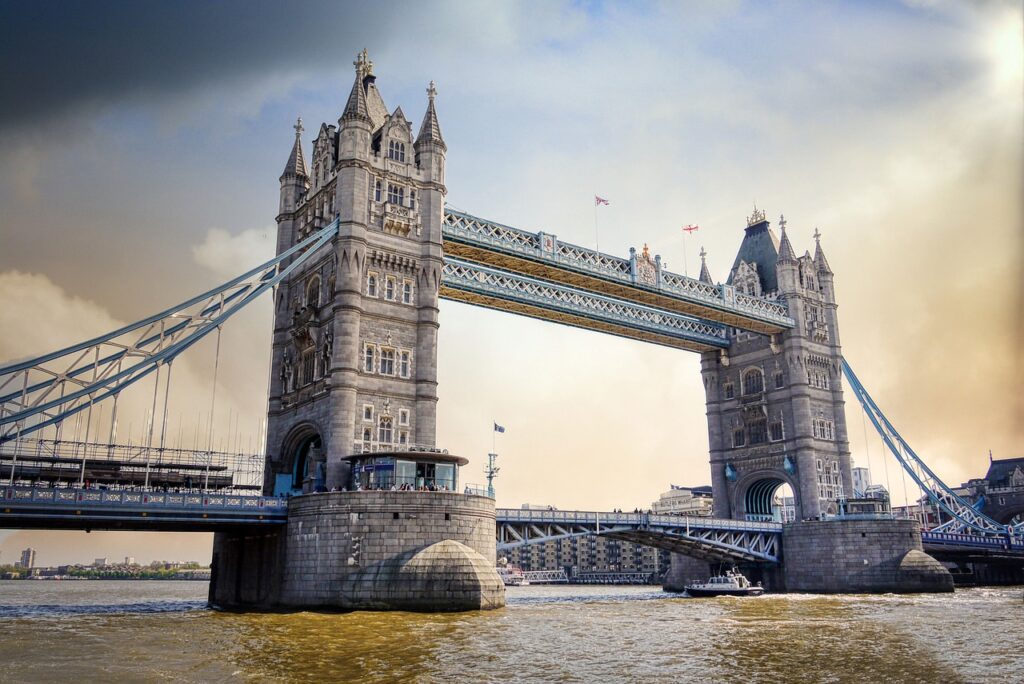 tower-bridge-london